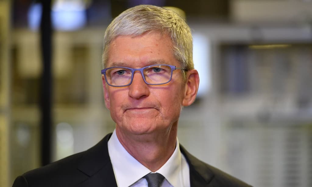 Tim Cook out as Apple CEO by March 31?