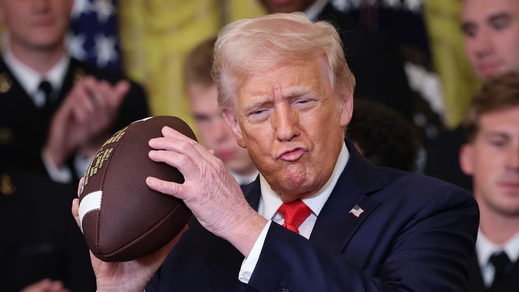 Washington Commanders agree to name stadium after Trump?